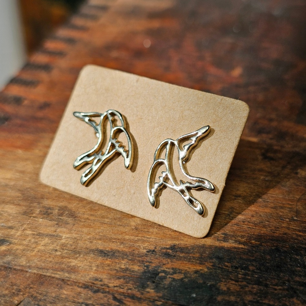 Gold Swallow Bird Stud Earrings Womens OS Stainless Steel Animal Nature Dainty